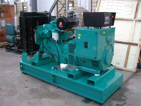 平房200kw康明斯柴油发电机组图片 平房200kw康明斯柴油发电机组图片